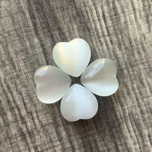 🆑 2 White Mini Cat’s Eye Quartz Crystals 🆑